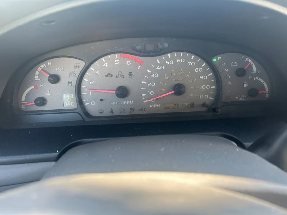 2001 Toyota Sequoia 1st Gen - Image 13 of 13