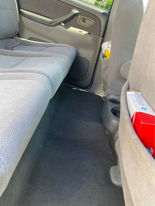 2001 Toyota Sequoia 1st Gen - Image 8 of 15