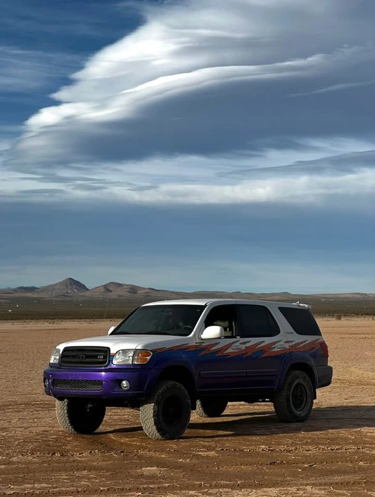 2001 Toyota Sequoia 1st Gen - Image 4 of 9