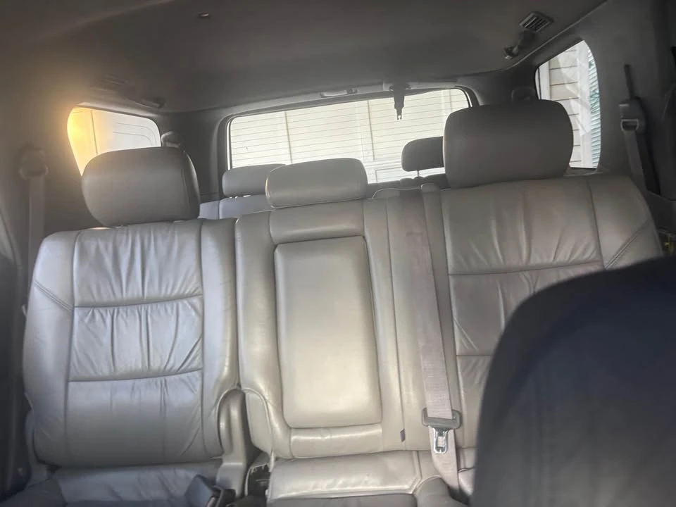 2001 Toyota Sequoia 1st Gen - Image 7 of 9