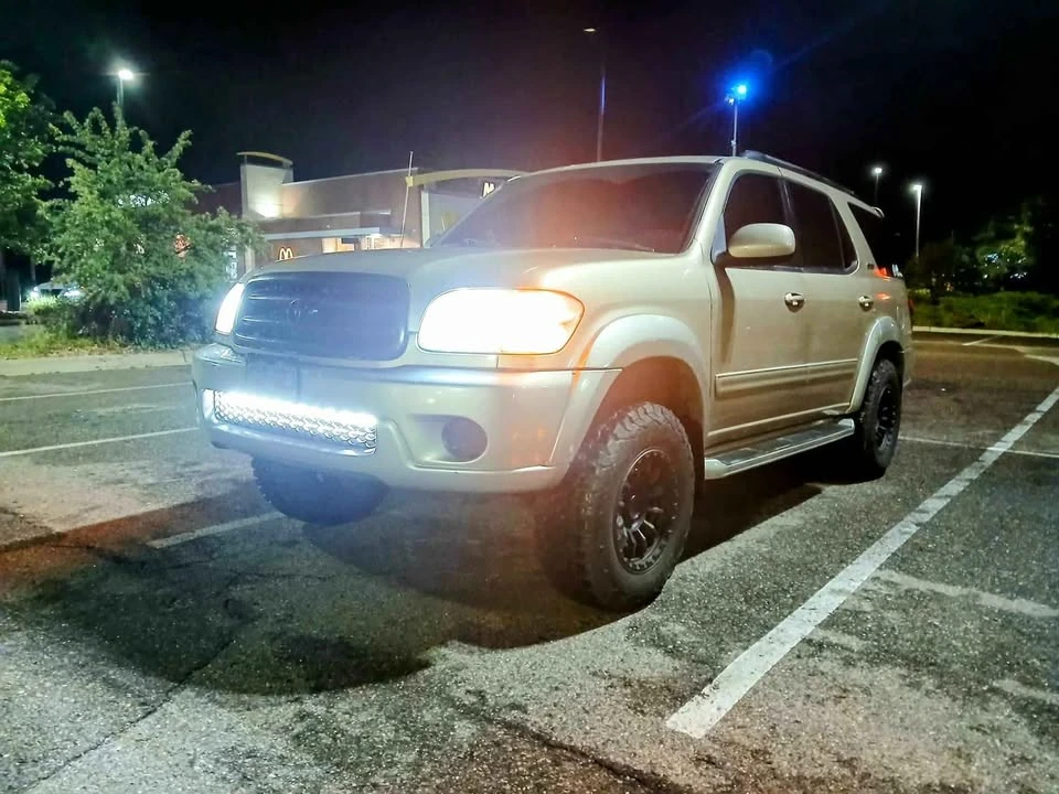 2001 Toyota Sequoia 1st Gen - Image 3 of 20