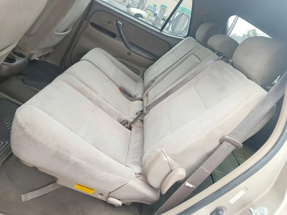 2001 Toyota Sequoia 1st Gen - Image 17 of 20