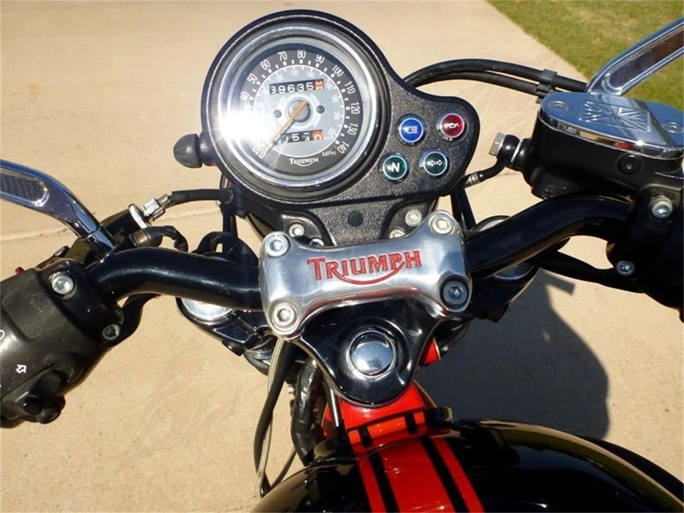 2001 Triumph New Bonneville - Image 10 of 12