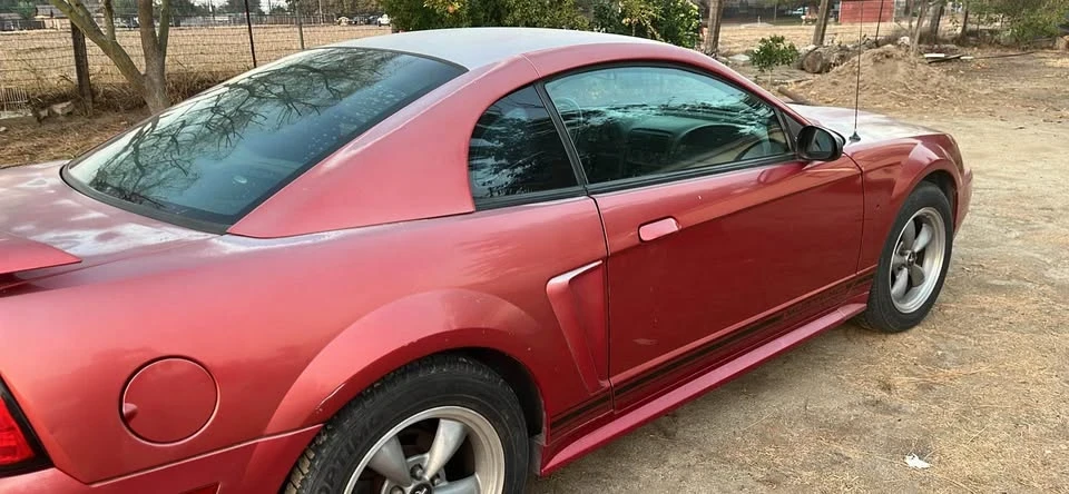 2001 Ford SN95 Mustang - Image 3 of 3