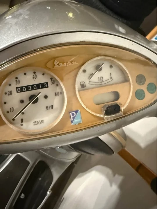 2001 Vespa Sei & PX & ET & LX & GT - Image 4 of 4