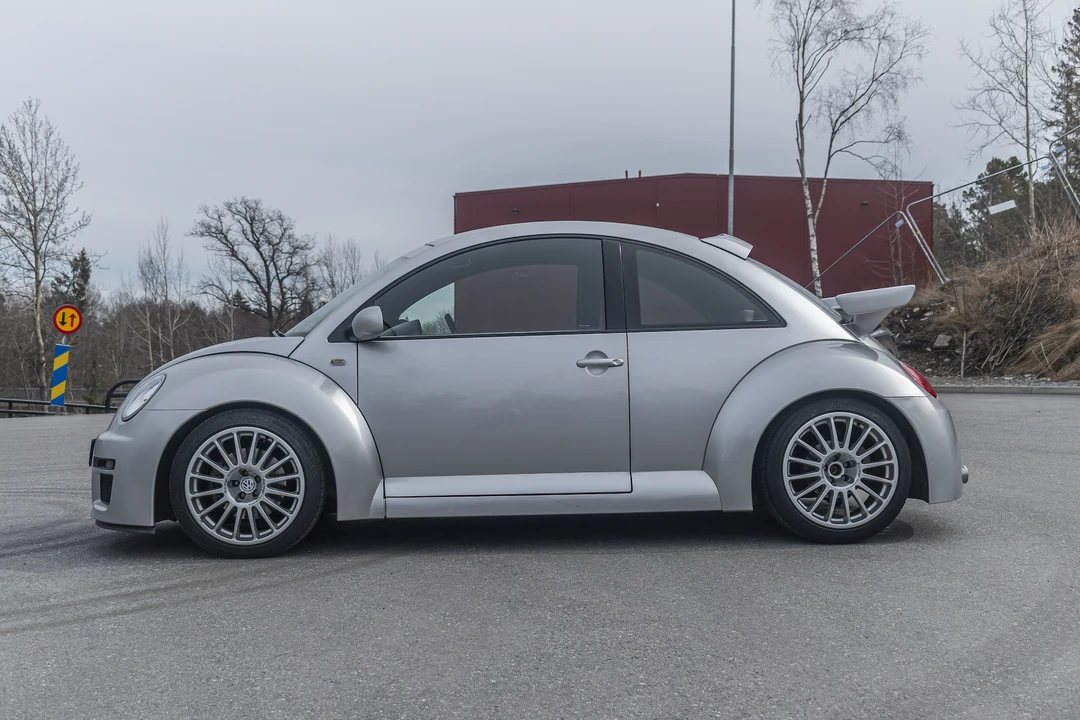 2001 Volkswagen Beetle (1980-2003) - Image 5 of 31