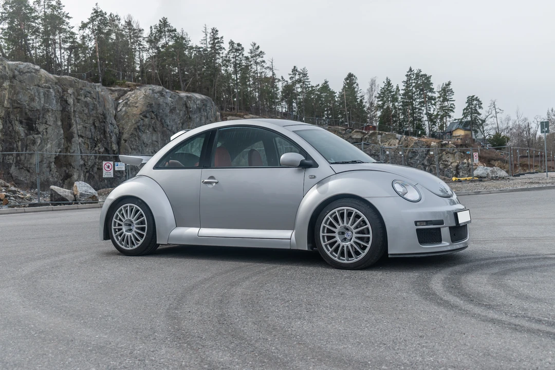 2001 Volkswagen Beetle (1980-2003) - Image 12 of 31