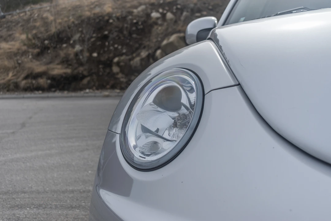 2001 Volkswagen Beetle (1980-2003) - Image 19 of 31