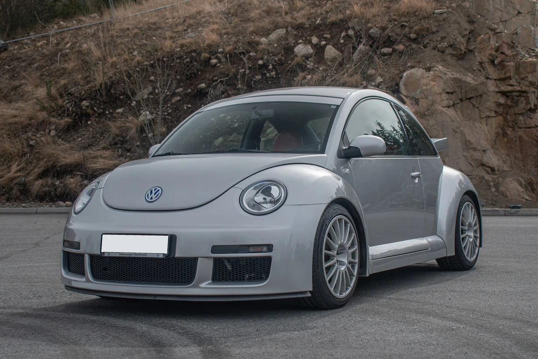 2001 Volkswagen Beetle (1980-2003) - Image 2 of 31
