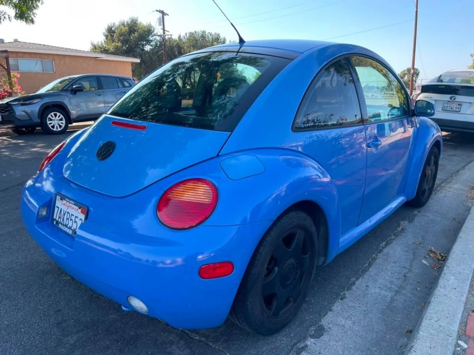 2001 Volkswagen New Beetle - Image 5 of 18