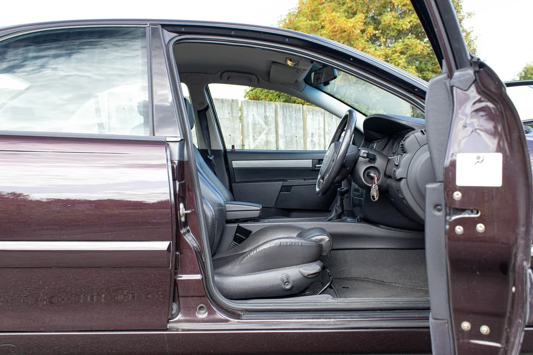 2001 Vauxhall - Image 23 of 30