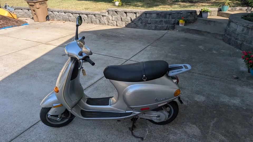 2001 Vespa Sei & PX & ET & LX & GT - Image 3 of 8