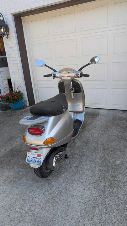 2001 Vespa Sei & PX & ET & LX & GT - Image 5 of 8