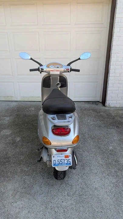 2001 Vespa Sei & PX & ET & LX & GT - Image 4 of 8