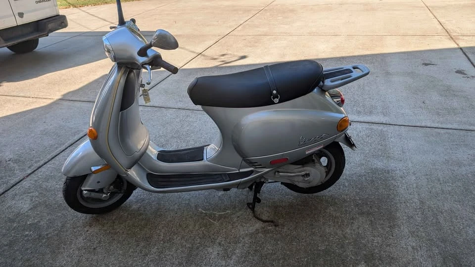 2001 Vespa Sei & PX & ET & LX & GT - Image 8 of 8