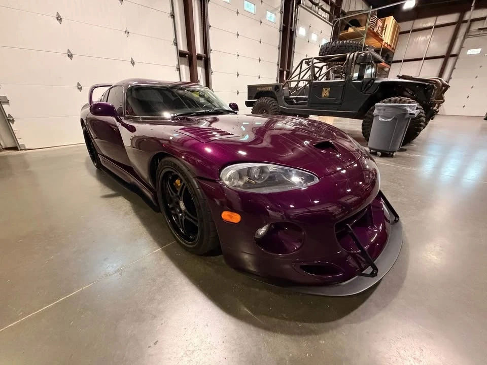 2001 Dodge Viper 3rd Gen - Image 2 of 8