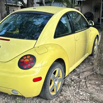 2001 Volkswagen Beetle 1.8T Classic Convertible 2D