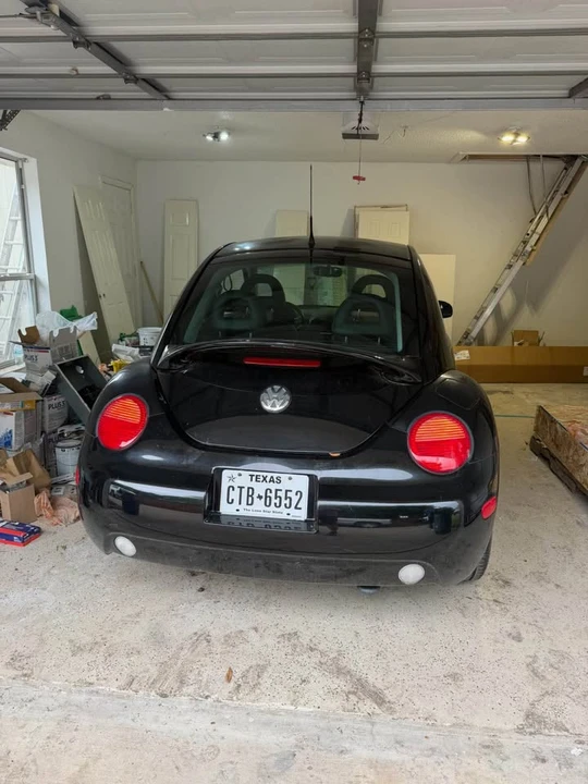 2001 Volkswagen New Beetle - Image 6 of 9