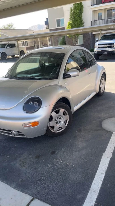 2001 Volkswagen New Beetle - Image 3 of 6