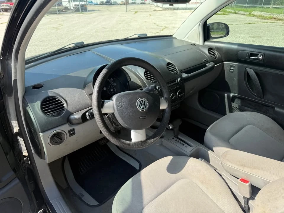 2001 Volkswagen New Beetle - Image 7 of 13