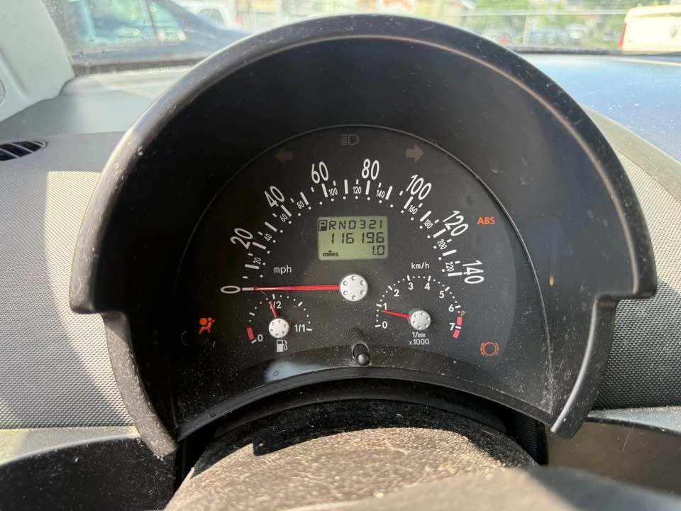 2001 Volkswagen New Beetle - Image 12 of 13