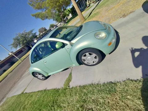 2001 Volkswagen Beetle 1.8T Classic Hatchback 2D