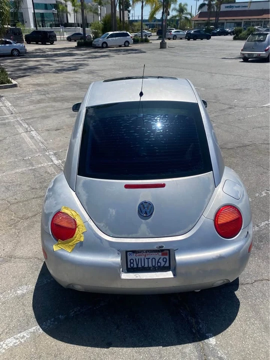 2001 Volkswagen New Beetle - Image 3 of 11