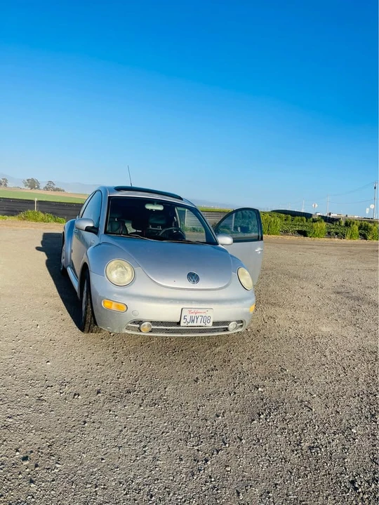 2001 Volkswagen New Beetle - Image 6 of 7