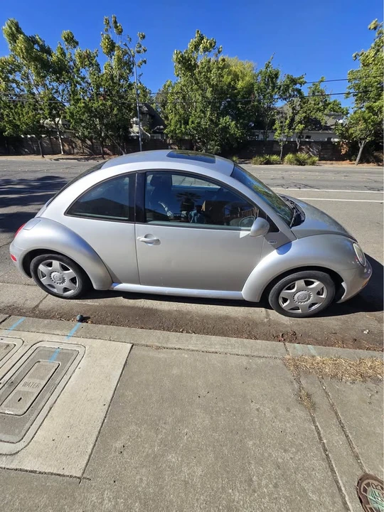 2001 Volkswagen New Beetle - Image 3 of 3