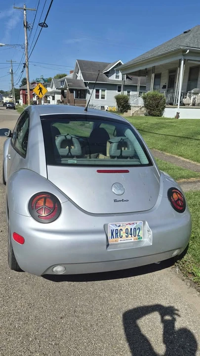 2001 Volkswagen New Beetle - Image 4 of 9