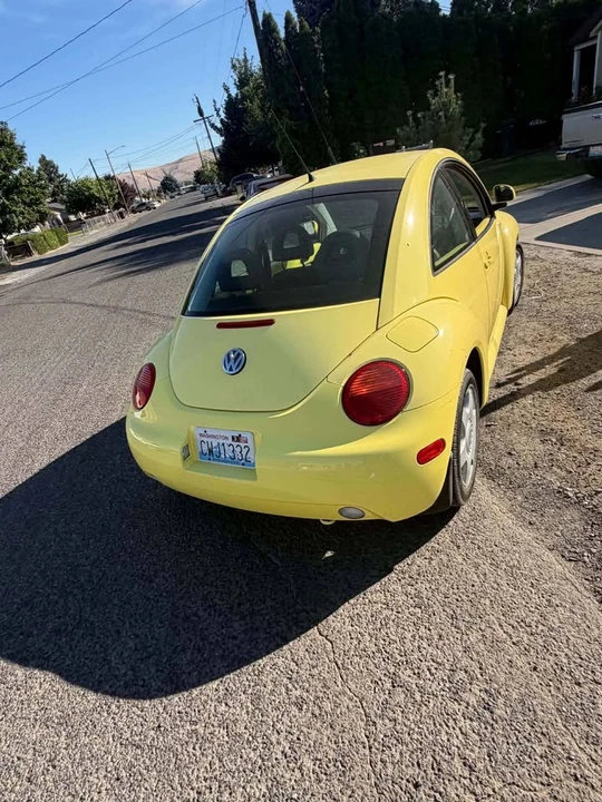 2001 Volkswagen New Beetle - Image 5 of 7