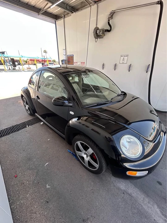 2001 Volkswagen New Beetle - Image 4 of 14