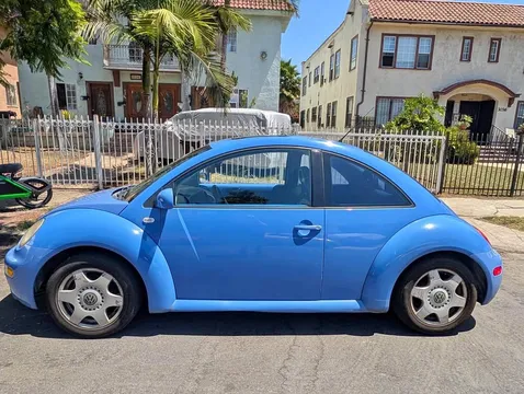 2001 Volkswagen Beetle 1.8T Hatchback 2D