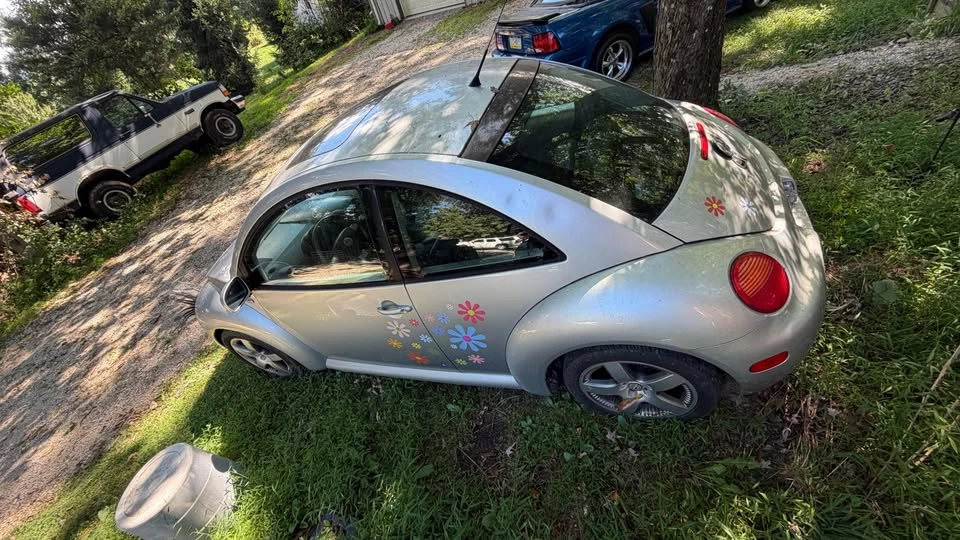 2001 Volkswagen New Beetle - Image 7 of 11