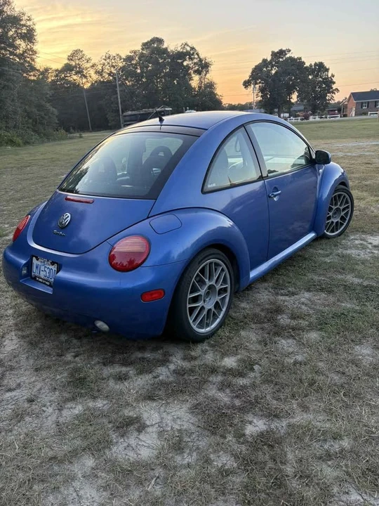 2001 Volkswagen New Beetle - Image 5 of 14
