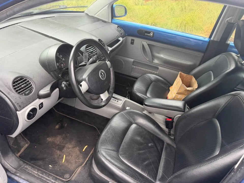2001 Volkswagen New Beetle - Image 4 of 4