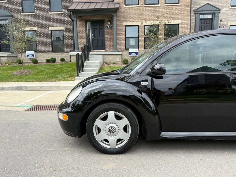 2001 Volkswagen New Beetle - Image 3 of 17