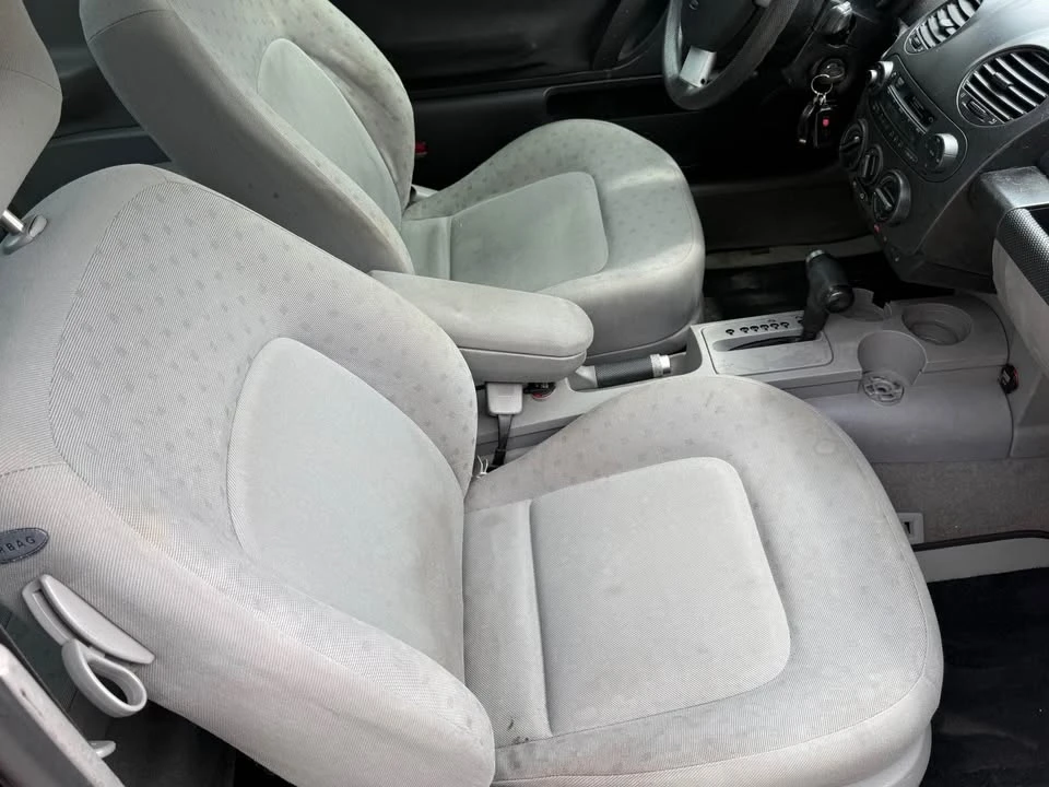 2001 Volkswagen New Beetle - Image 12 of 17