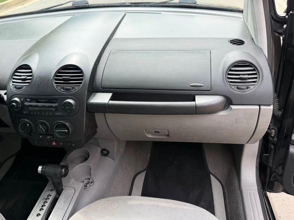 2001 Volkswagen New Beetle - Image 14 of 17