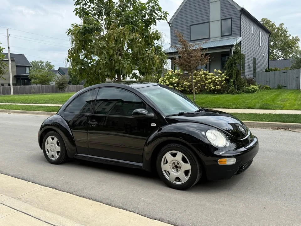 2001 Volkswagen New Beetle - Image 6 of 17