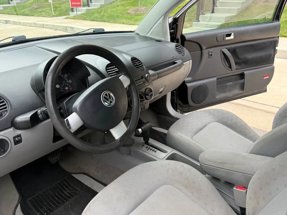 2001 Volkswagen New Beetle - Image 17 of 17