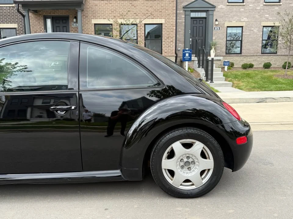 2001 Volkswagen New Beetle - Image 4 of 17