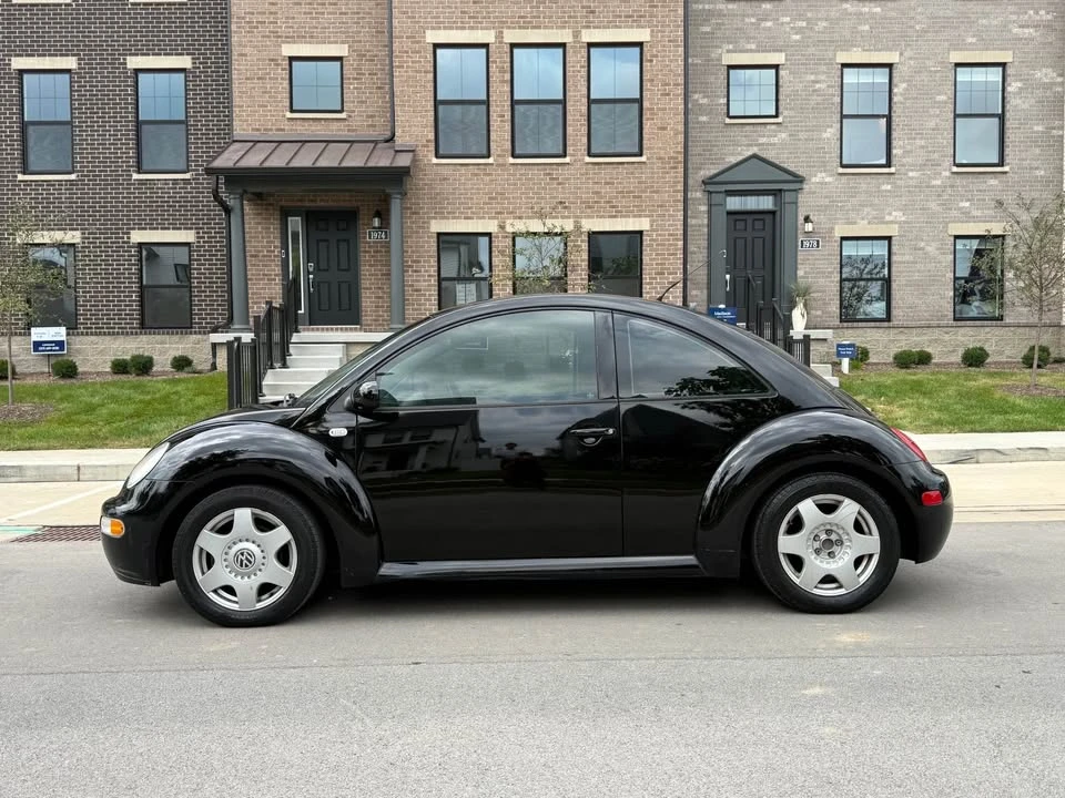 2001 Volkswagen New Beetle - Image 2 of 17