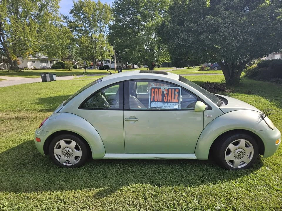 2001 Volkswagen New Beetle - Image 3 of 9