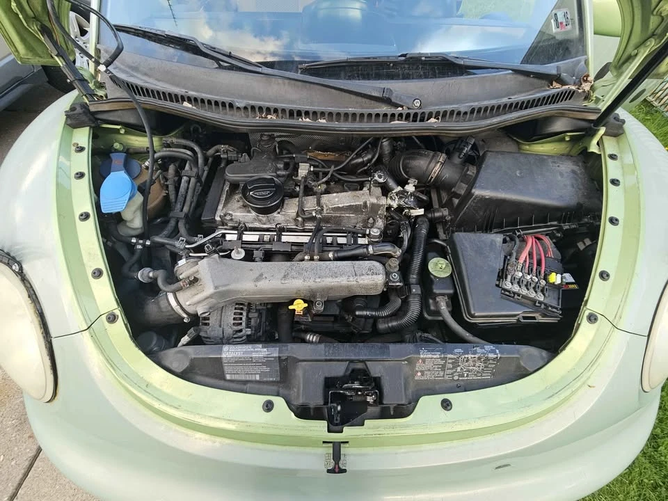 2001 Volkswagen New Beetle - Image 7 of 9
