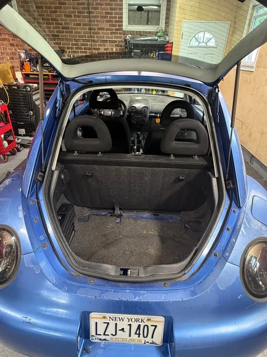 2001 Volkswagen New Beetle - Image 14 of 14
