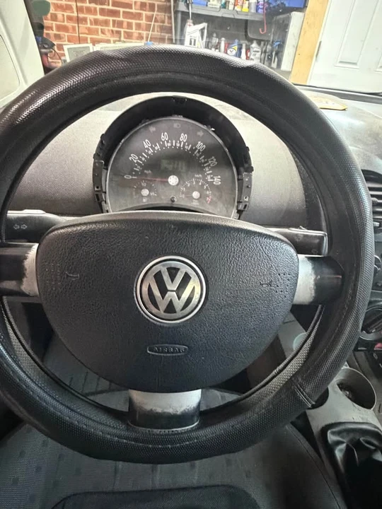 2001 Volkswagen New Beetle - Image 13 of 14