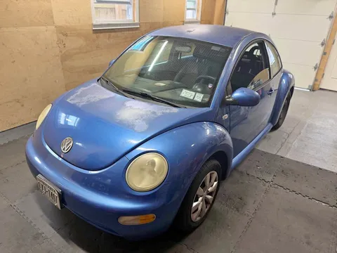 2001 Volkswagen Beetle 2.0T Dune Hatchback 2D