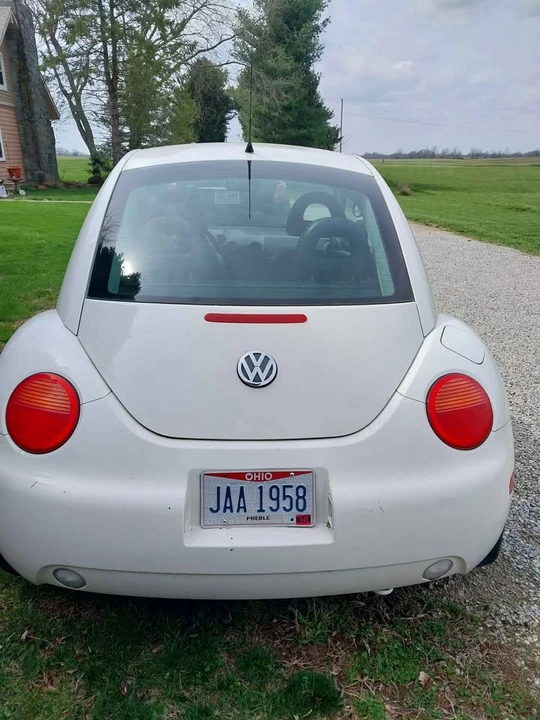 2001 Volkswagen New Beetle - Image 4 of 11