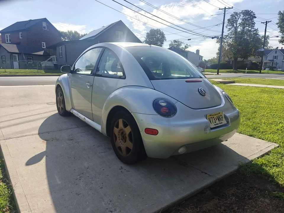 2001 Volkswagen New Beetle - Image 3 of 5